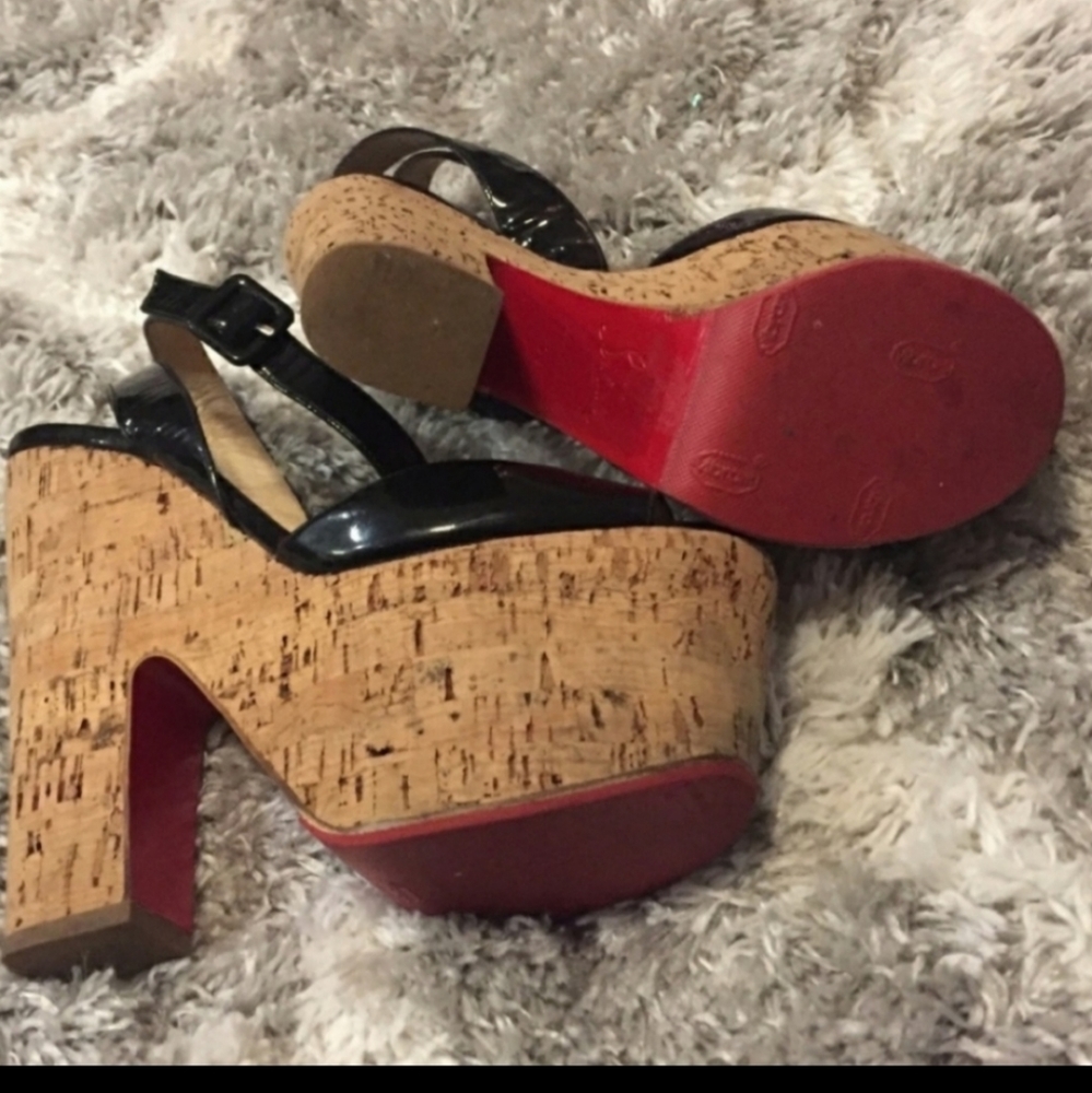 High heels - Picture 2 of 3